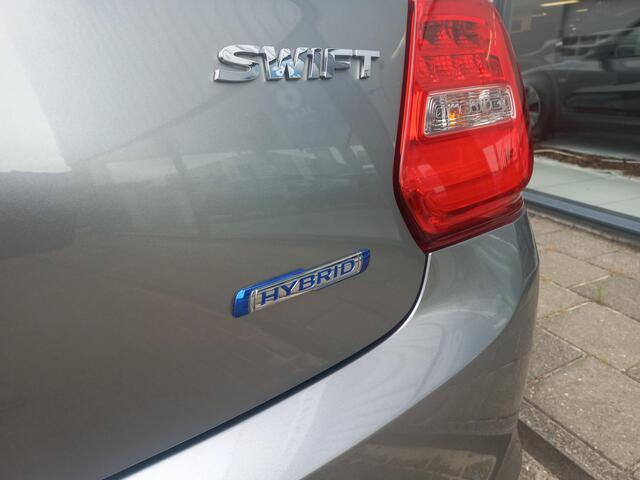 Suzuki SWIFT 1.2 Comfort Smart Hybrid Cruise control/All-season banden