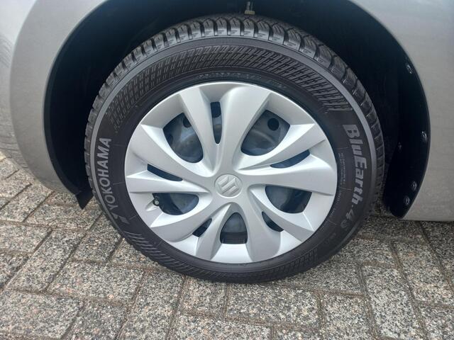 Suzuki SWIFT 1.2 Comfort Smart Hybrid Cruise control/All-season banden