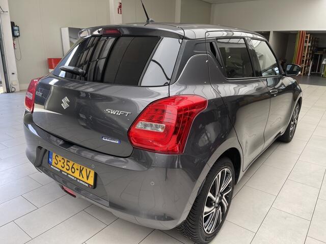Suzuki SWIFT 1.2 Style Hybrid [APPLE CARPLAY | CLIMATE CONTROL | ADAPTIEVE CR