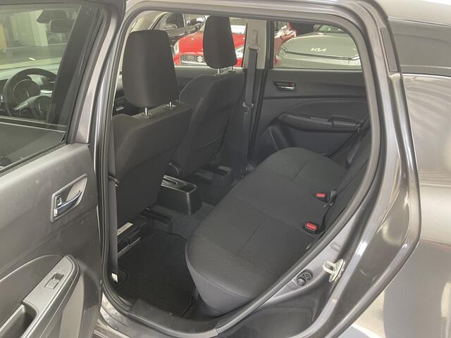Suzuki SWIFT 1.2 Style Hybrid [APPLE CARPLAY | CLIMATE CONTROL | ADAPTIEVE CR