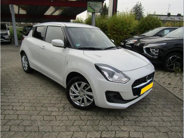 Suzuki SWIFT 1.2 SELECT SMART HYBRID CVT Dodehoeksensoren | Adaptive Cruise | Stoelverwarming