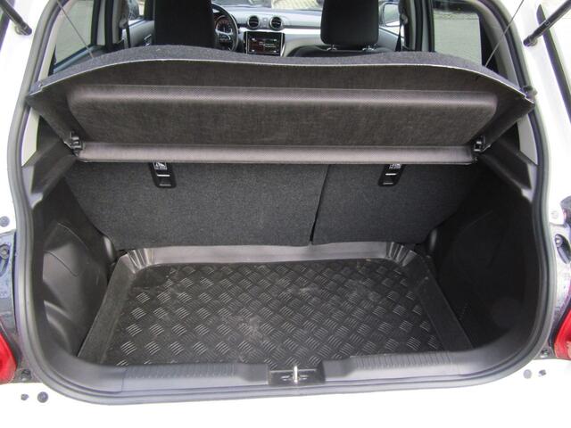 Suzuki SWIFT 1.2 SELECT SMART HYBRID CVT Dodehoeksensoren | Adaptive Cruise | Stoelverwarming