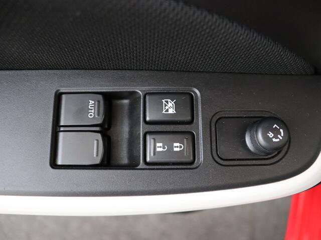 Suzuki SWIFT 1.2 Select Smart Hybrid I Airco I Stoelverwarming Voor I Centrale vergrendeling met afstandsbediening I
