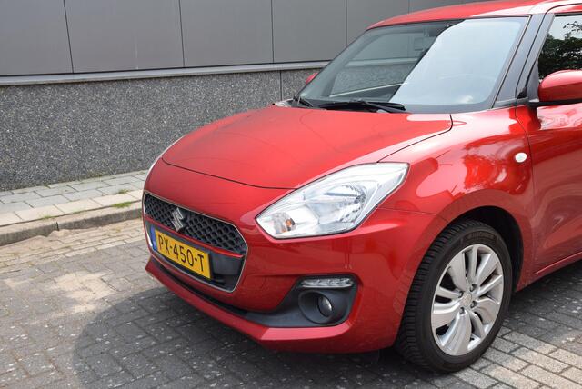 Suzuki SWIFT 1.0 Select | Dealer onderhouden | Apple carplay/android | Stoelverwarming |