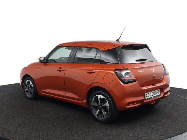 Suzuki SWIFT 1.2 Style Smart Hybrid | Keyless Entry | Stoelverwarming | Lichtmetalen Velgen | Navigatie |