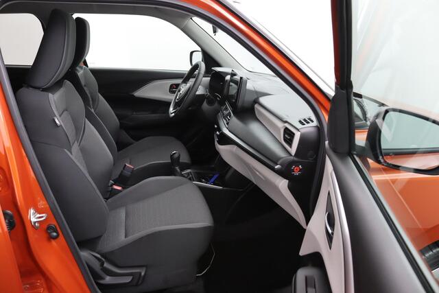 Suzuki SWIFT 1.2 Style Smart Hybrid | Keyless Entry | Stoelverwarming | Lichtmetalen Velgen | Navigatie |