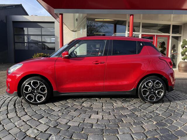 Suzuki SWIFT 1.4 Sport Smart Hybrid | NIEUWSTAAT | Carplay | Navi | Camera | All-in rijklaarprijs