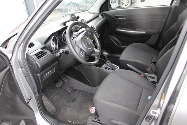 Suzuki SWIFT 1.2 Style Smart Hybrid, Automaat, Parkeersensoren Cruise-Control, Achteruitrijcamera en Navigatie! 23950