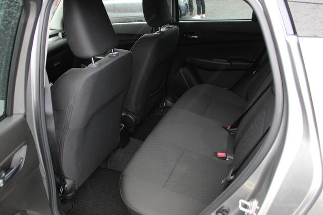 Suzuki SWIFT 1.2 Style Smart Hybrid, Automaat, Parkeersensoren Cruise-Control, Achteruitrijcamera en Navigatie! 23950