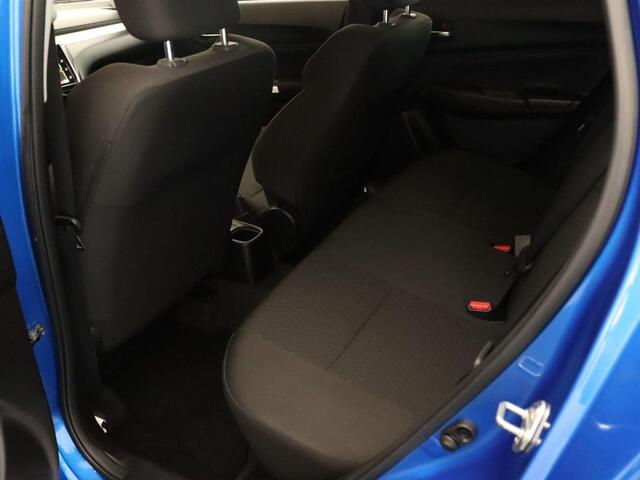 Suzuki SWIFT 1.2 Style Smart Hybrid - ORIGINEEL NEDERLANDSE AUTO - CRUISE CONTROL - APPLE CARPLAY/ANDROID AUTO - CLIMATE CONTROL - EXTRA GETINT GLAS - LICHTMETALEN VELGEN 16 INCH - LED KOPLAMPEN - STOELVERWARMING VOORZIJDE