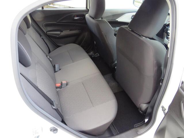 Suzuki SWIFT 1.2 Style Smart Hybrid, Automaat, Camera, Parkeersensoren, Draadloos Carplay