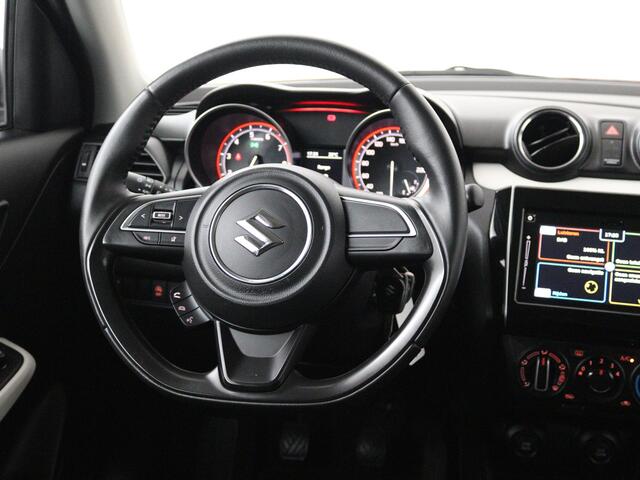Suzuki SWIFT 1.2 Select Smart Hybrid | Apple Carplay / Android Auto (Navigatie) | Airco | Achteruitrijcamera | Stoelverwarming |