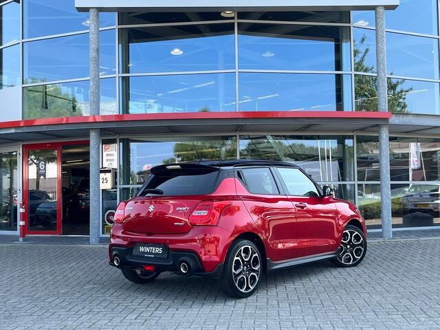 Suzuki SWIFT 1.4 Sport Smart Hybrid | Navigatie | Camera | Stoelverwarming | Adaptive Cruise Control | Climate Control |