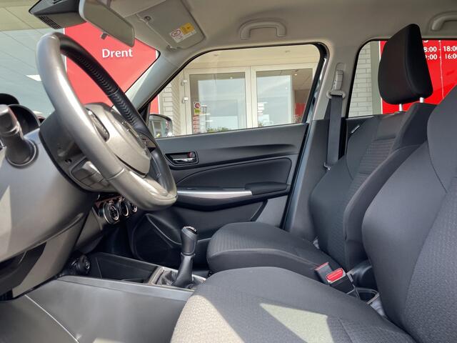 Suzuki SWIFT 1.2 Style Smart Hybrid | Trekhaak | Navi | Apple CarPlay Android