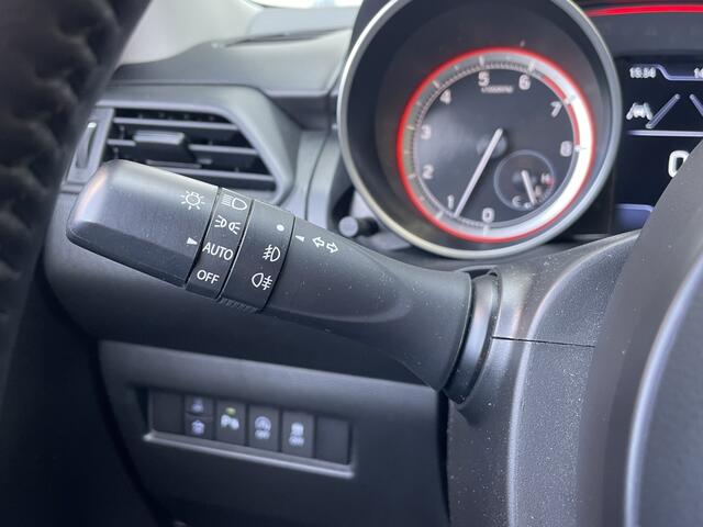 Suzuki SWIFT 1.2 Style Smart Hybrid | Trekhaak | Navi | Apple CarPlay Android