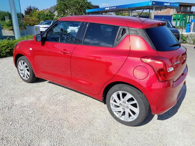 Suzuki SWIFT 1.2 SELECT SMART HYBRID Dodehoeksensoren | Stoelverwarming | Adaptive Cruise