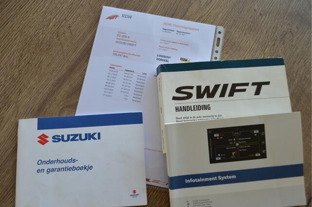 Suzuki SWIFT 1.2 Select Navigatie | NL auto | Two Tone