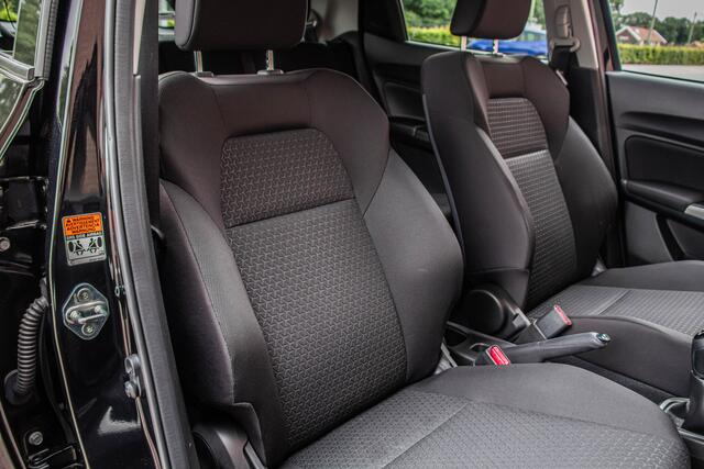Suzuki SWIFT 1.0 Boosterjet Select, 1e eigenaar, Sport-Line, Carplay, Stoelverwarming, Camera, Navigatie, DAB+, Airco.