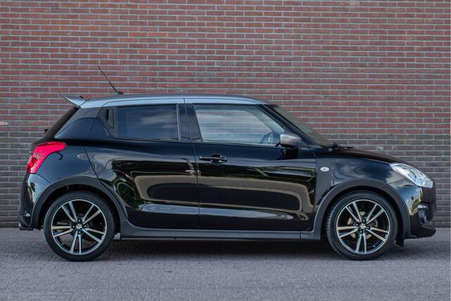 Suzuki SWIFT 1.0 Boosterjet Select, 1e eigenaar, Sport-Line, Carplay, Stoelverwarming, Camera, Navigatie, DAB+, Airco.