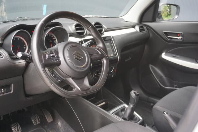 Suzuki SWIFT 1.2 Select | Incl. BTW | Camera | Trekhaak | Airco | Navigatie | 16'' LM |