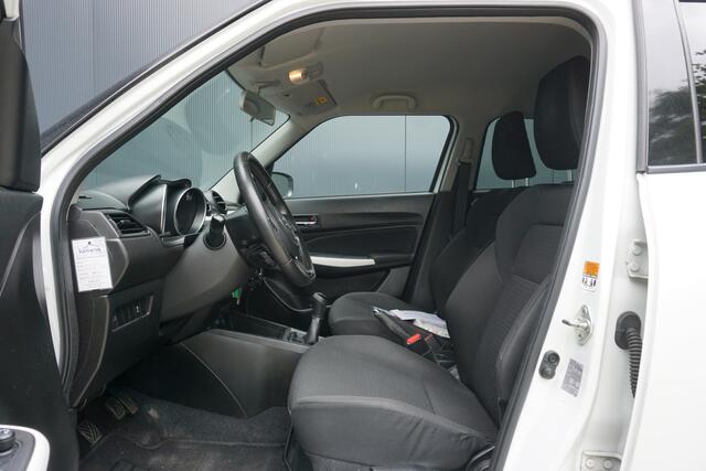 Suzuki SWIFT 1.2 Select | Incl. BTW | Camera | Trekhaak | Airco | Navigatie | 16'' LM |