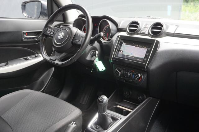 Suzuki SWIFT 1.2 Select | Incl. BTW | Camera | Trekhaak | Airco | Navigatie | 16'' LM |