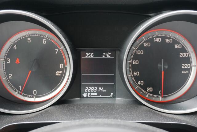 Suzuki SWIFT 1.2 Select | Incl. BTW | Camera | Trekhaak | Airco | Navigatie | 16'' LM |