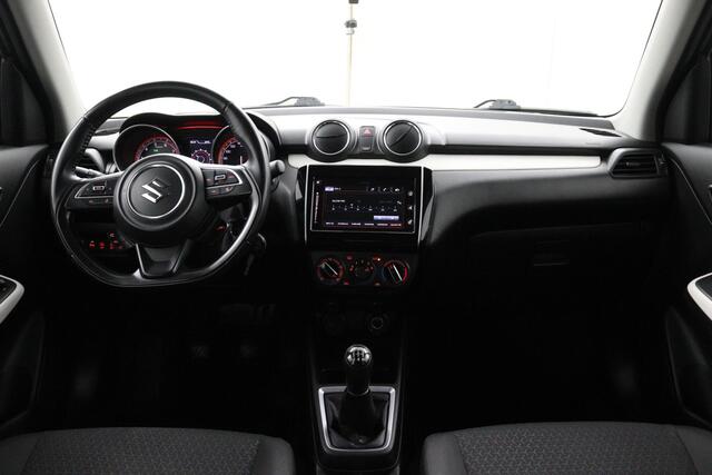 Suzuki SWIFT 1.2 Select Smart Hybrid | Trekhaak | Led Verlichting | Cruise Control | Stoelverwarming | Achteruitrijcamera |