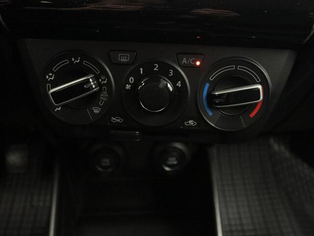 Suzuki SWIFT 1.0 Select | Camera | LM-Velgen | Airco | Navigatie | Dealer Onderhouden