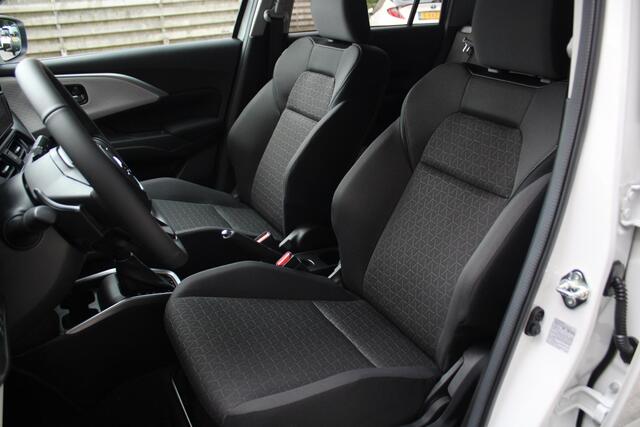 Suzuki SWIFT 1.2 Style Smart Hybrid CVT Automaat NIEUW MET 6 JAAR GARANTIE! Navigatie, Adaptieve Cruise Control, Stoelverwarming, Climate Control
