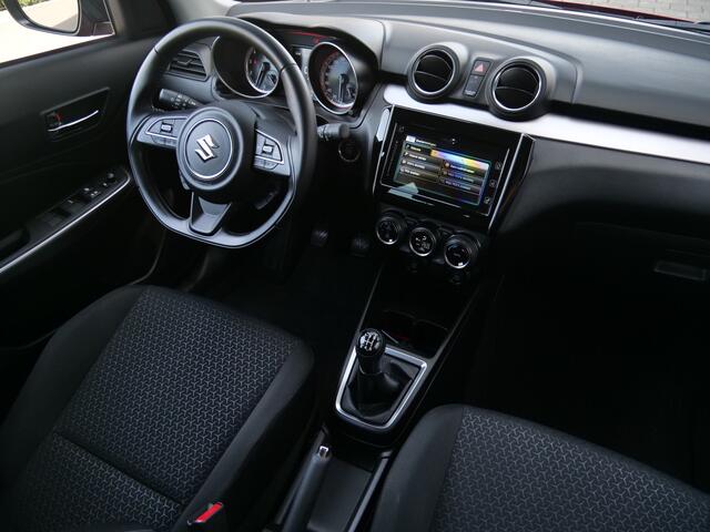 Suzuki SWIFT 1.2 Style 83pk Smart Hybrid LED / Navigatie / Camera / Keyless