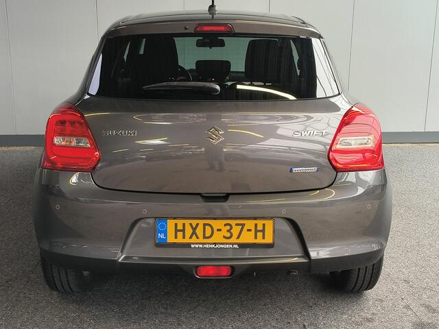 Suzuki SWIFT 1.2 Select Smart Hybrid uit 2021 Rijklaar + 12 maanden Bovag-garantie Henk Jongen Auto's in Helmond, al 50 jaar service zoals 't hoort!