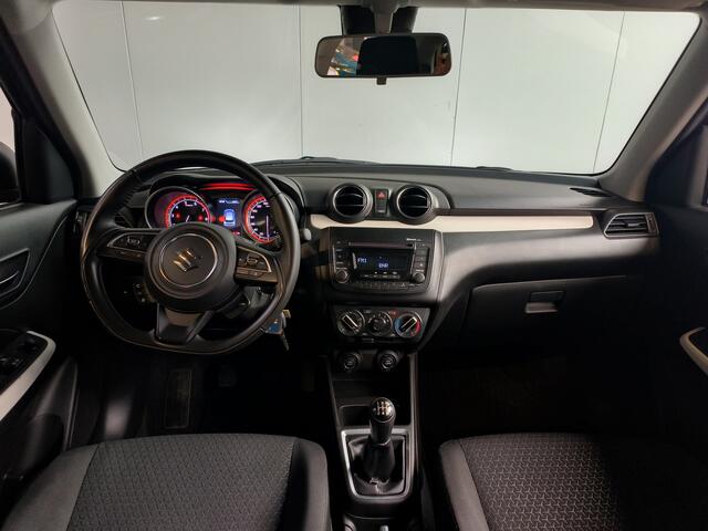 Suzuki SWIFT 1.2 Select Smart Hybrid uit 2021 Rijklaar + 12 maanden Bovag-garantie Henk Jongen Auto's in Helmond, al 50 jaar service zoals 't hoort!