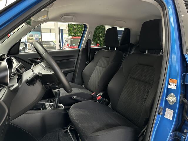 Suzuki SWIFT Select [ 17 '' VELGEN | CAMERA I APPLE CARPLAY / ANDROID AUTO ]