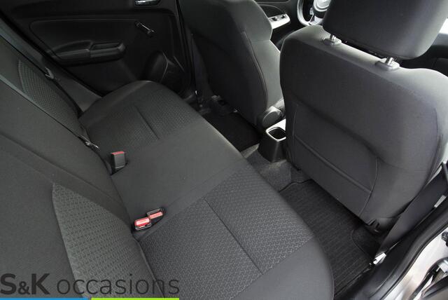 Suzuki SWIFT 1.2 Style Smart Hybrid