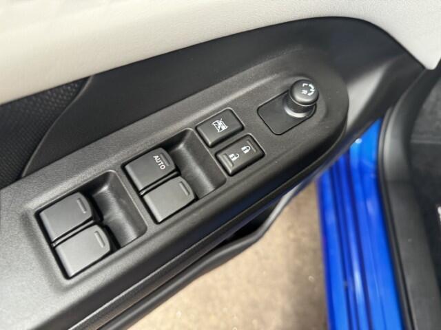 Suzuki SWIFT 1.2 Style Smart Hybrid Navi Camera