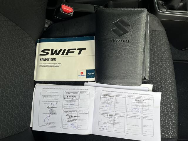 Suzuki SWIFT 1.0 Stijl Smart Hybrid | Trekhaak afneembaar |
