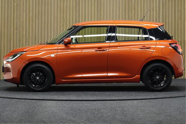 Suzuki SWIFT 1.2 Comfort Smart Hybrid | Adaptive-cruise | Camera | Apple Carplay & Android Auto | Keyless | Navigatie | Dodehoekdetectie