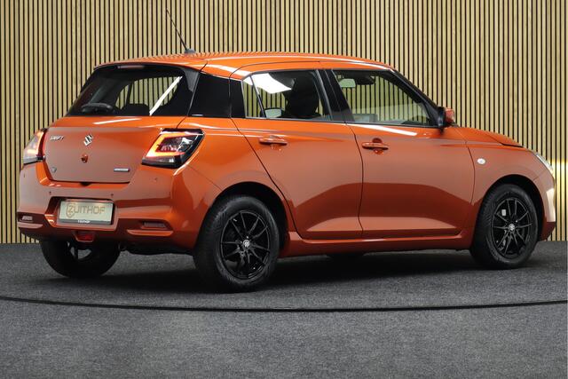 Suzuki SWIFT 1.2 Comfort Smart Hybrid | Adaptive-cruise | Camera | Apple Carplay & Android Auto | Keyless | Navigatie | Dodehoekdetectie