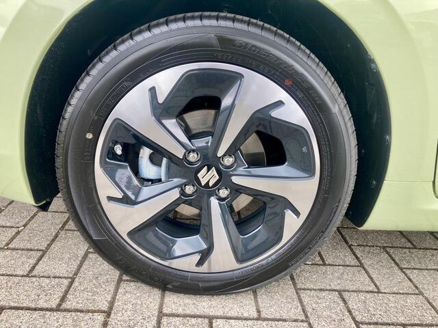 Suzuki SWIFT 1.2 Style Smart Hybrid Automaat Climate Control, Cruise Control, Keyless Entry, Lichtmetalen velgen