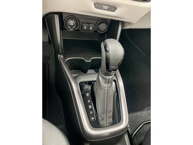 Suzuki SWIFT 1.2 Style Smart Hybrid Automaat Climate Control, Cruise Control, Keyless Entry, Lichtmetalen velgen