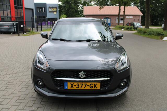 Suzuki SWIFT 1.2 Style Smart Hybrid
