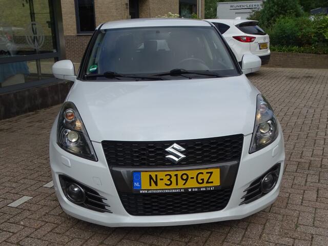 Suzuki SWIFT 1.6 Sport Xenon Clima Cruise Keyless Stoelverw.
