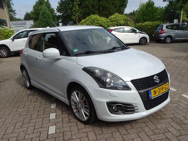 Suzuki SWIFT 1.6 Sport Xenon Clima Cruise Keyless Stoelverw.
