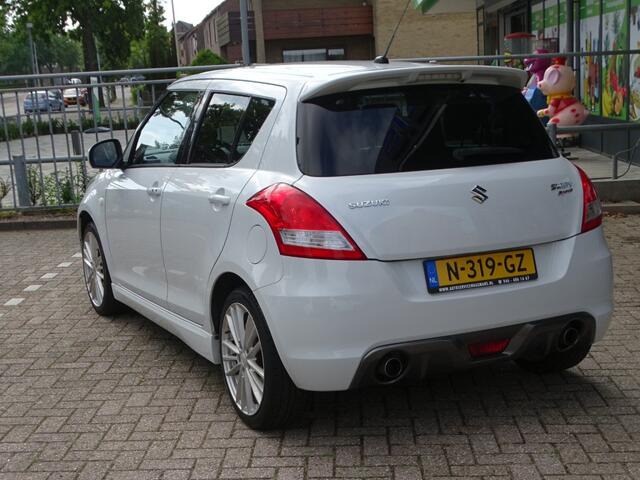 Suzuki SWIFT 1.6 Sport Xenon Clima Cruise Keyless Stoelverw.