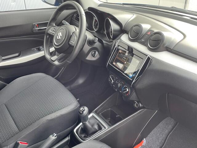 Suzuki SWIFT 1.2 Select Smart Hybrid Navigatie, Airco, Cruisecontrol, Achteruitrijcamera, Stoelverwarming, 16 "Lm