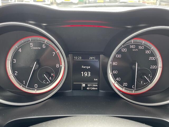 Suzuki SWIFT 1.2 Select Smart Hybrid Navigatie, Airco, Cruisecontrol, Achteruitrijcamera, Stoelverwarming, 16 "Lm