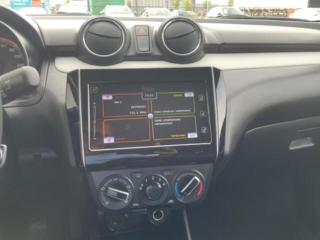 Suzuki SWIFT 1.2 Select Smart Hybrid Navigatie, Airco, Cruisecontrol, Achteruitrijcamera, Stoelverwarming, 16 "Lm