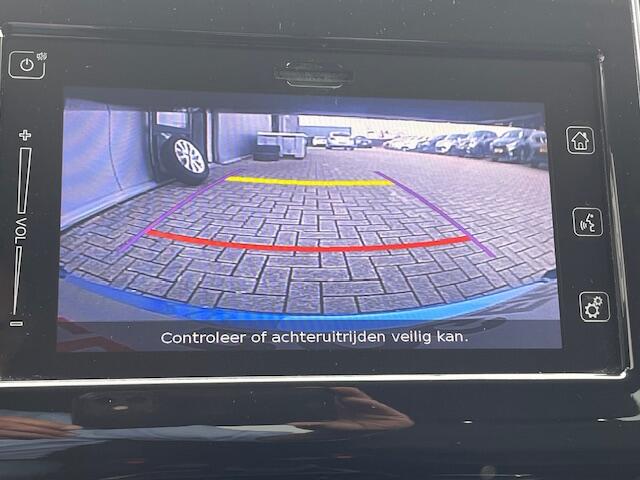 Suzuki SWIFT 1.2 Select Smart Hybrid Navigatie, Airco, Cruisecontrol, Achteruitrijcamera, Stoelverwarming, 16 "Lm