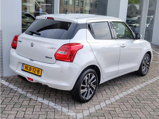 Suzuki SWIFT 1.2 STYLE SMART HYBRID AUTOMAAT Stoelverwarming | Keyless | Clima